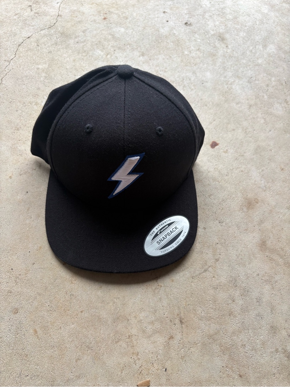 Yupoong Modern Lighting Bolt SnapBack